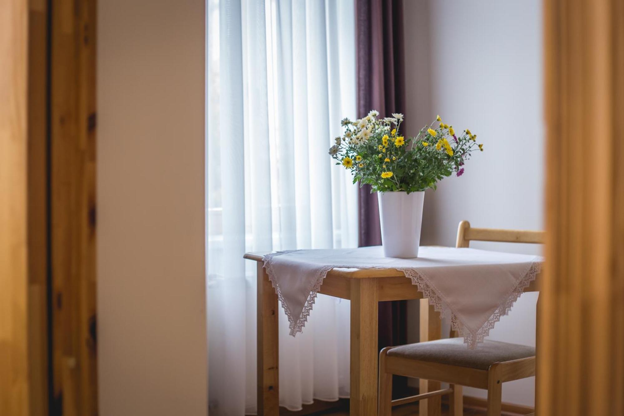 Viesu Maja Janis Hotel Madona Kamer foto