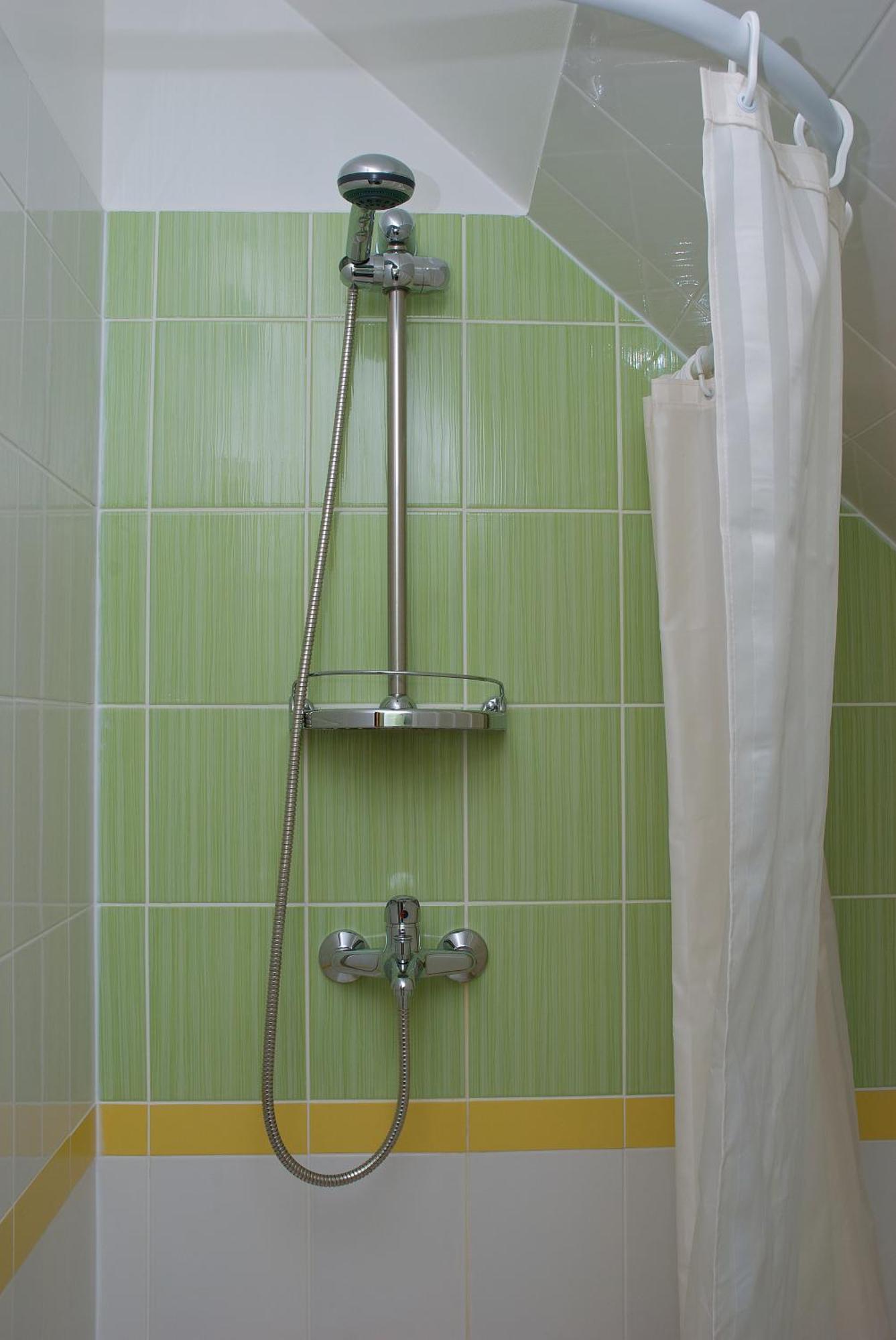 Viesu Maja Janis Hotel Madona Buitenkant foto
