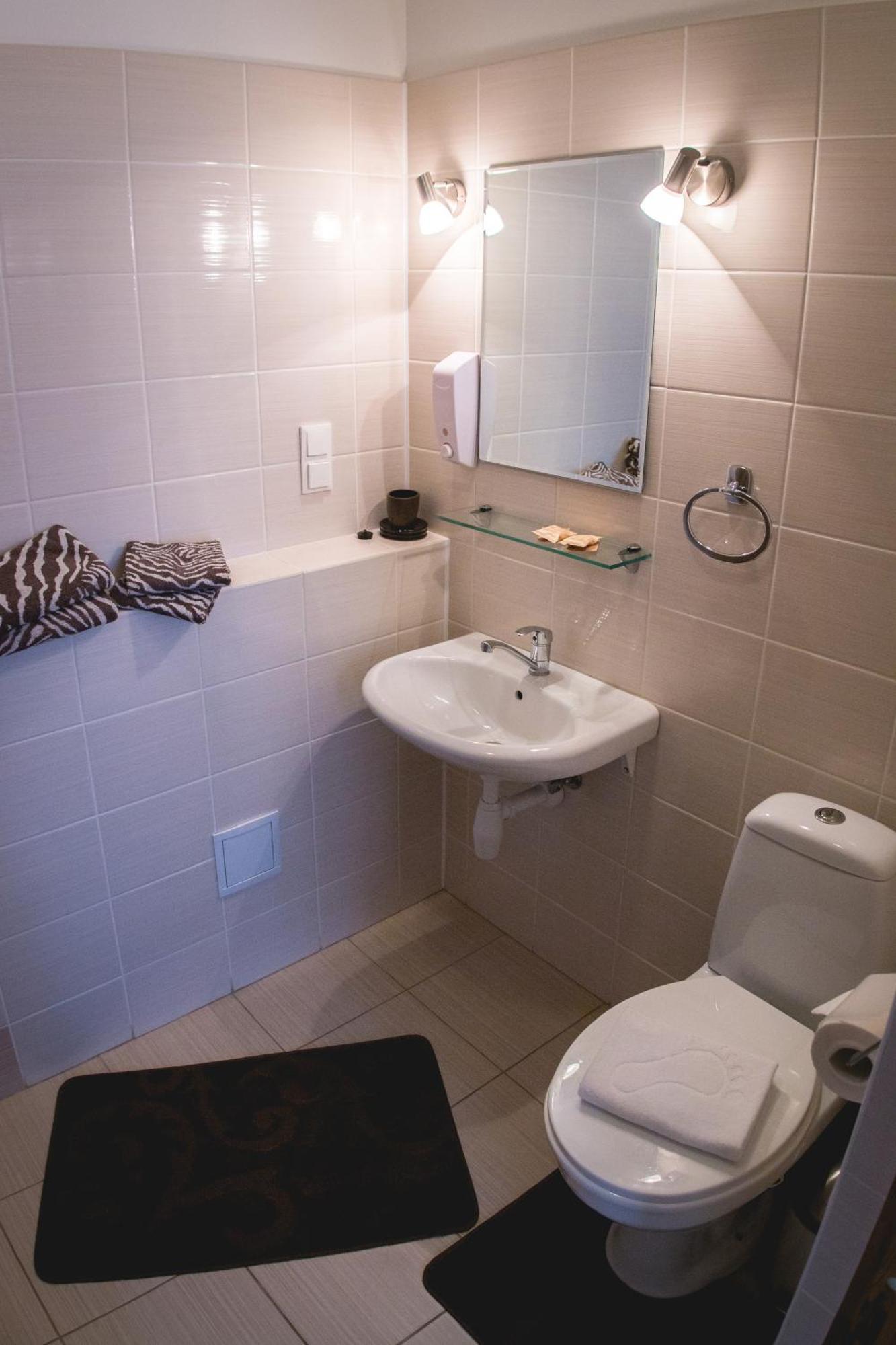 Viesu Maja Janis Hotel Madona Kamer foto